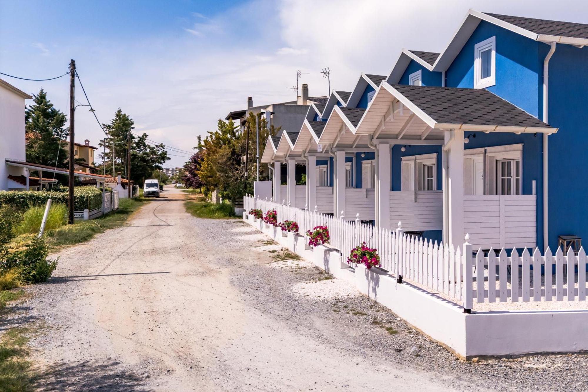 Nafsika Suites (Adults Only) Неа Мудания Екстериор снимка