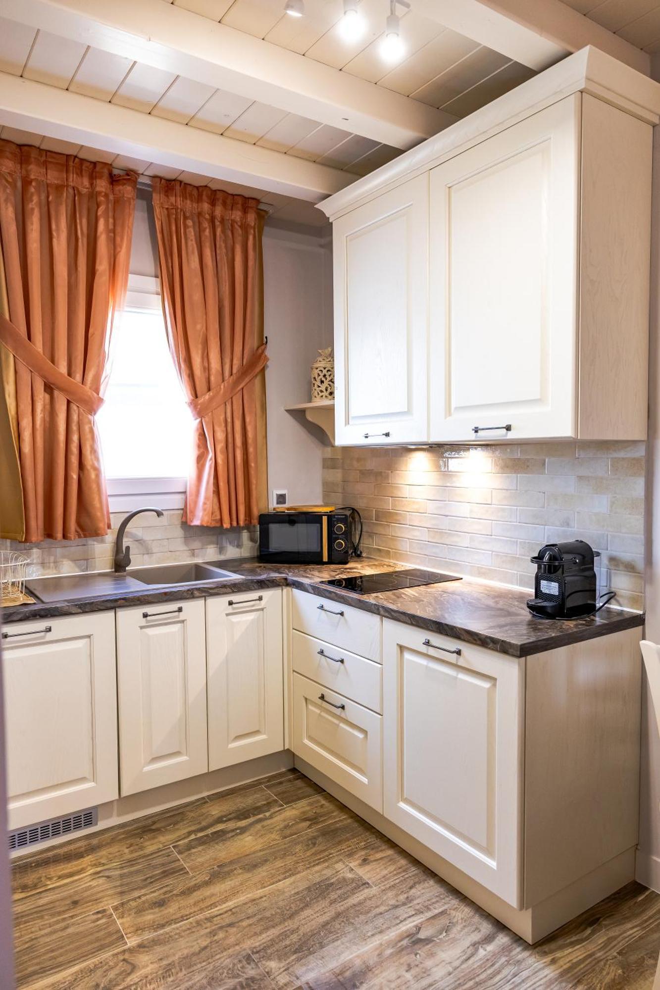Nafsika Suites (Adults Only) Неа Мудания Екстериор снимка