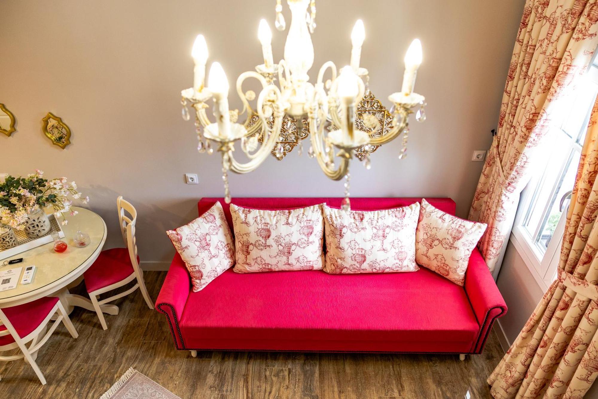 Nafsika Suites (Adults Only) Неа Мудания Екстериор снимка
